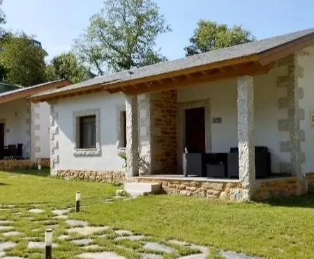 Lagunas De Sanabria 컨트리하우스 Trefacio