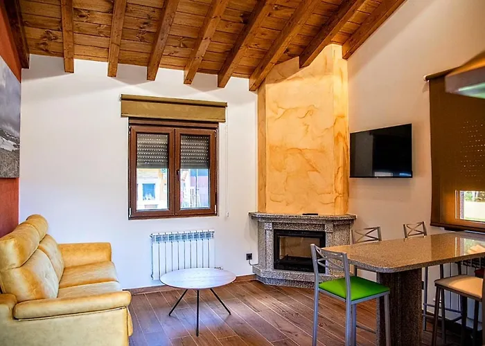 Lagunas De Sanabria Landsted Trefacio